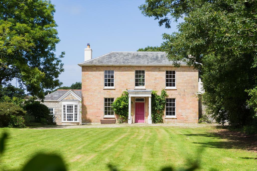 Red River Stables - Peaceful, Beautiful Grounds, Swimming Pool, Central Location For West Cornwall Camborne Exterior foto